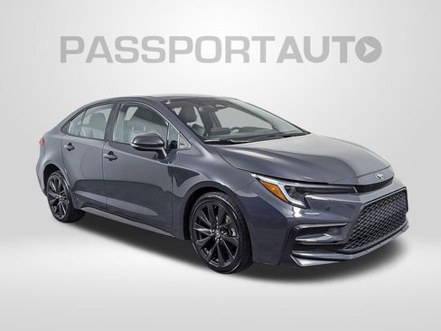 Used 2024 Toyota Corolla SE image 10