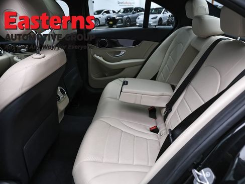 Used 2018 Mercedes-Benz C 300 4MATIC Sedan image 22