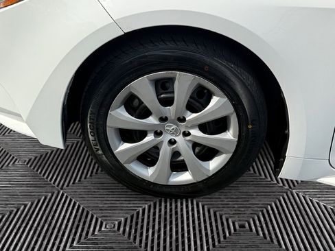 Used 2024 Toyota Corolla LE FWD image 14
