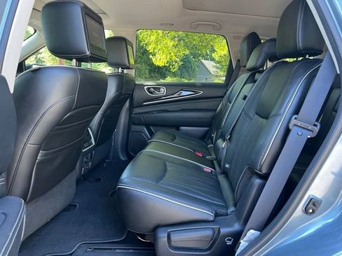 Used 2017 INFINITI QX60 Luxe w/ Deluxe Technology Package AWD/4WD image 16