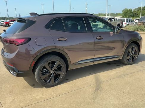 New 2025 Buick Envision Sport Touring image 8