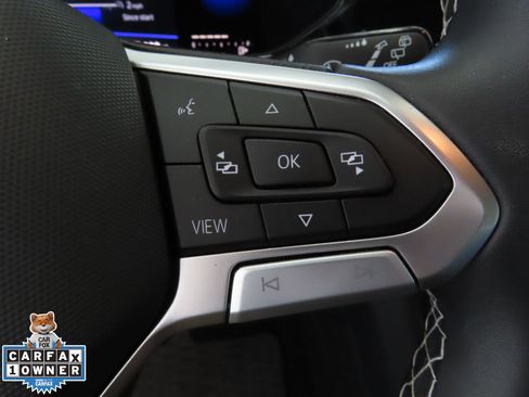 Used 2022 Volkswagen Taos SE image 16