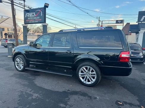 Used 2017 Ford Expedition EL Platinum image 4