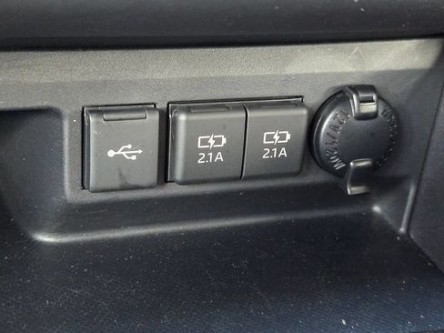 Used 2020 Toyota Highlander Platinum AWD/4WD image 32