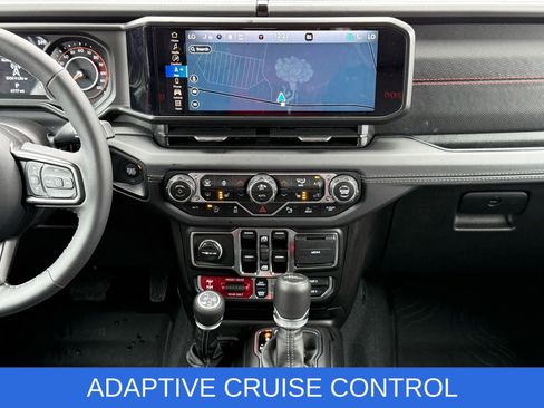 Used 2025 Jeep Gladiator Rubicon image 23