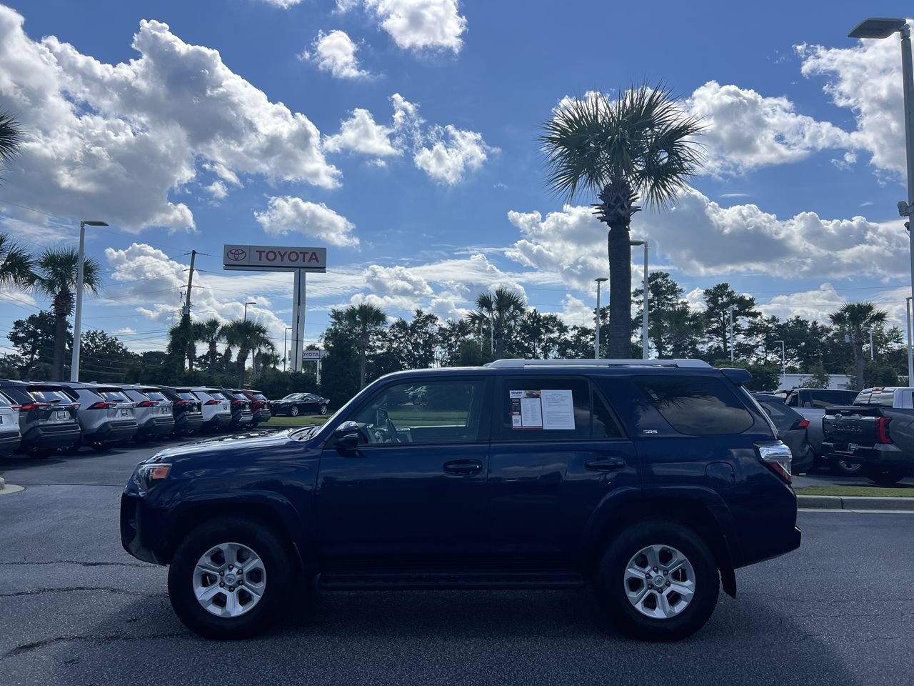 Used 2018 Toyota 4Runner SR5 Premium AWD/4WD image 7