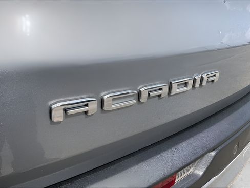Used 2026 GMC Acadia Elevation w/ Elevation Premium Package FWD image 31