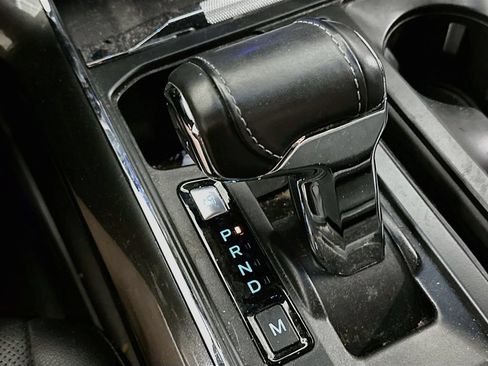 Used 2022 Ford F150 Lariat AWD/4WD image 18