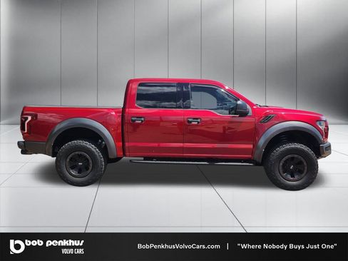 Used 2017 Ford F150 Raptor w/ Equipment Group 801A Mid AWD/4WD image 24