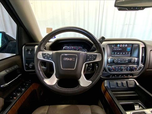 Used 2018 GMC Sierra 1500 SLT w/ Enhanced Driver Alert Package RWD image 14