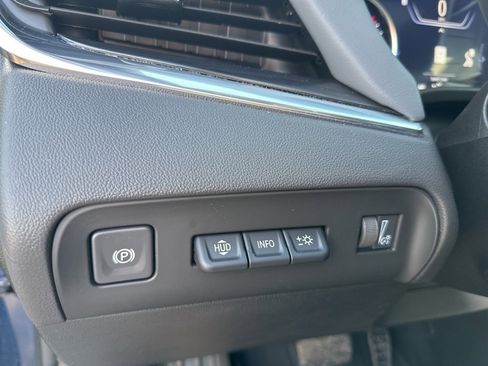 Used 2023 Buick Enclave Premium w/ Experience Buick Package image 22