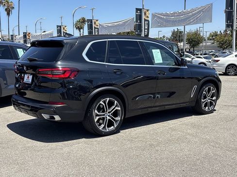 Used 2023 BMW X5 xDrive40i w/ Premium Package AWD/4WD image 3