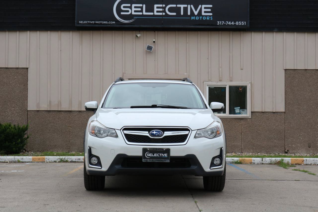 Used 2017 Subaru Crosstrek 2.0i Limited AWD/4WD image 4
