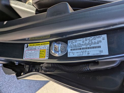 Certified 2022 Ford Escape SEL w/ Technology Package image 41