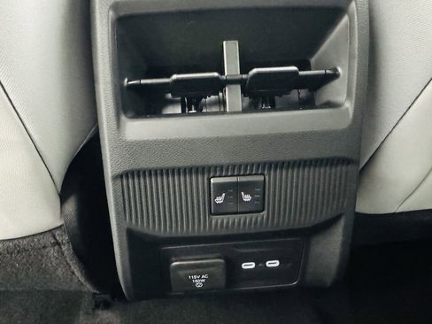 New 2026 Jeep Cherokee Overland w/ Advanced Pro Tech Group image 25