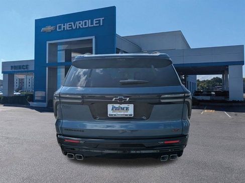 New 2026 Chevrolet Traverse RS w/ LPO, Floor Liner Package image 4