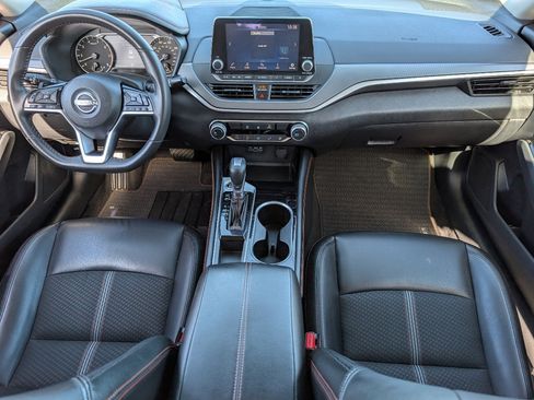 Used 2023 Nissan Altima 2.5 SR image 4