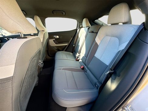 Used 2024 Polestar Polestar 2 image 26