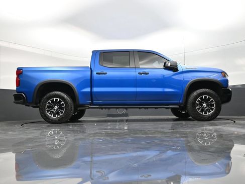 Used 2024 Chevrolet Silverado 1500 ZR2 w/ Technology Package AWD/4WD image 27