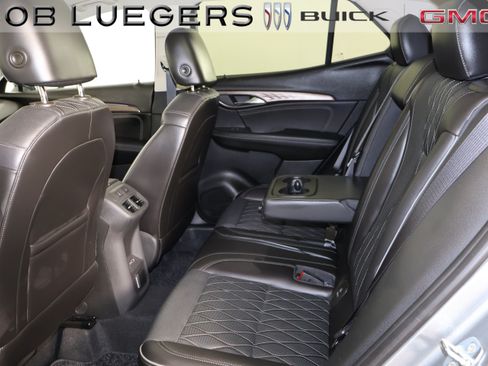 Certified 2023 Buick Envision Avenir AWD/4WD image 10