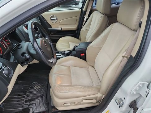 Used 2008 Pontiac Grand Prix GXP image 17