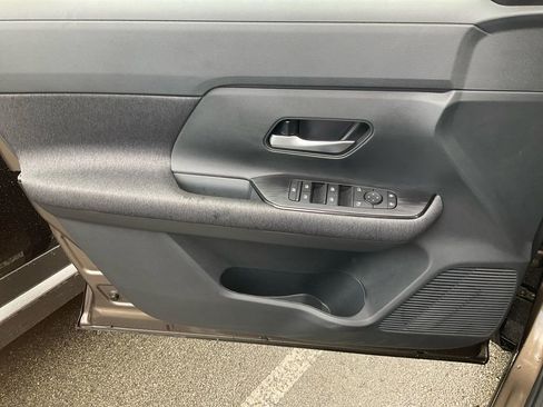 New 2026 Nissan Kicks SV image 11