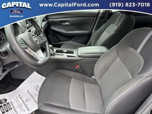 Used 2025 Nissan Sentra SV FWD image 19
