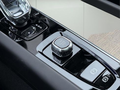 New 2026 Volvo XC60 T8 Plus w/ Protection Package Premier AWD/4WD image 7