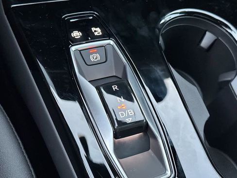 New 2025 Audi Q6 e-tron Premium image 21