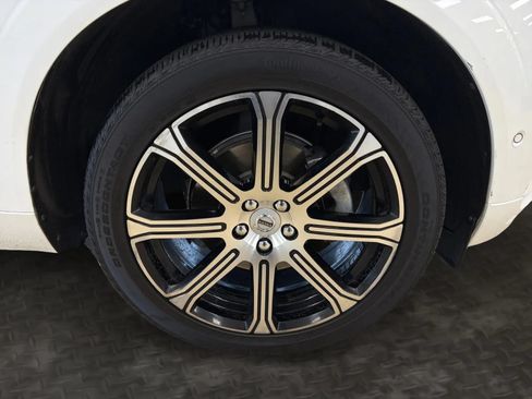 Used 2019 Volvo XC60 T5 Inscription w/ Protection Package AWD/4WD image 37