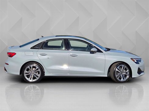 Used 2025 Audi A3 2.0T Premium Plus w/ Premium Plus Package image 4