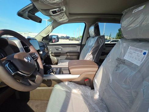 New 2026 RAM 1500 Laramie w/ Laramie Southwest Edition AWD/4WD image 11