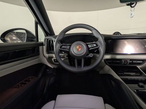 New 2026 Porsche Cayenne Coupe image 21