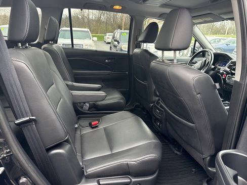 Used 2019 Honda Pilot Elite image 12