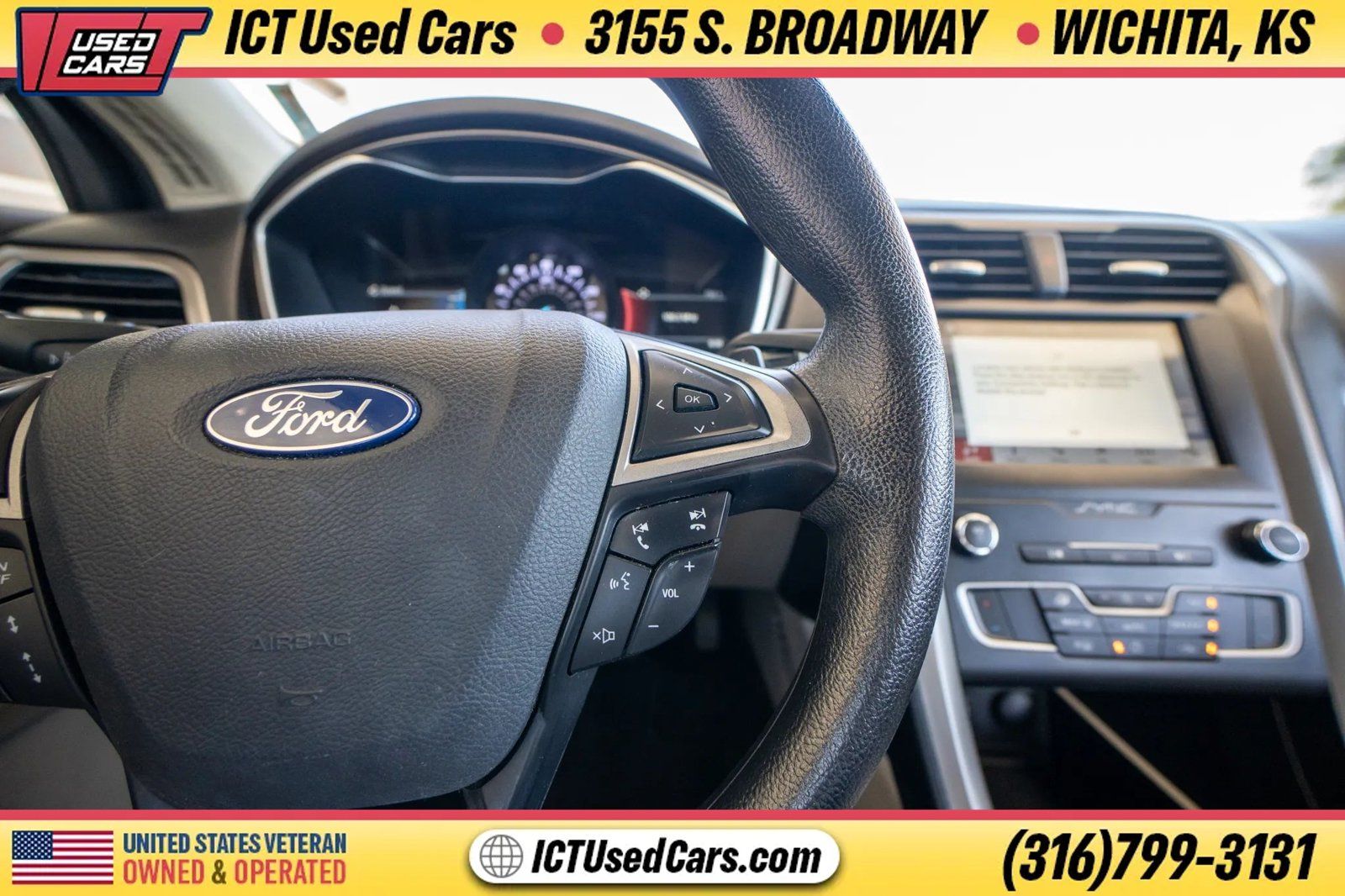 Used 2019 Ford Fusion SE FWD image 15