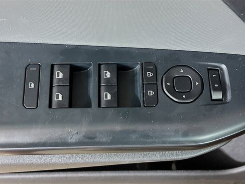 Used 2025 Kia K4 FWD image 15