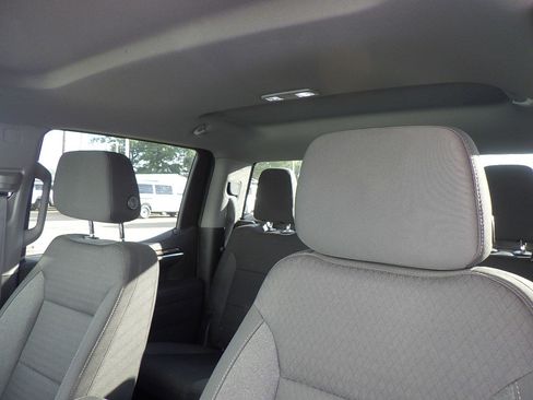 Used 2023 Chevrolet Silverado 1500 LT image 3