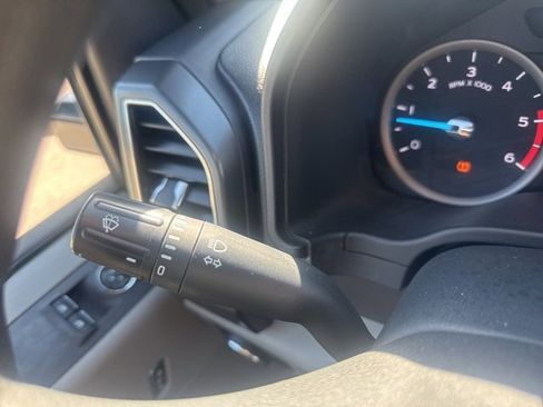 Used 2022 Ford F350 XLT w/ Snow Plow Prep Package image 22