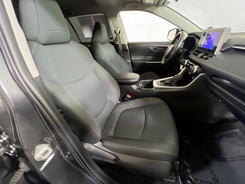 Used 2023 Toyota RAV4 LE AWD/4WD image 25