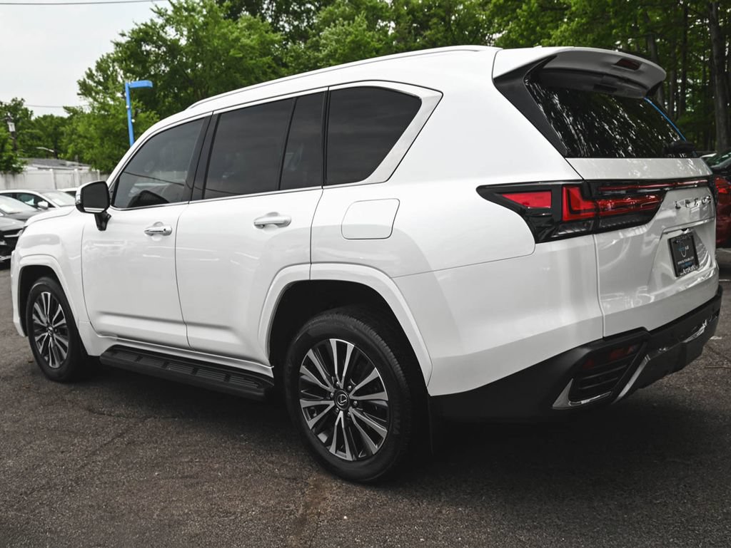 Used 2024 Lexus LX 600 4WD w/ Interior Upgrade Package image 4