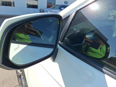 Used 2022 Toyota RAV4 Limited image 15