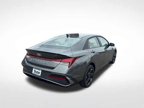 New 2026 Hyundai Elantra Sport FWD image 6