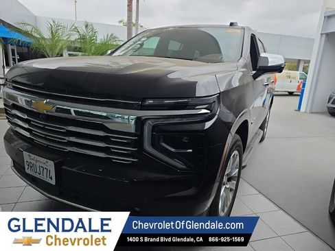 Used 2025 Chevrolet Tahoe Premier AWD/4WD image 2