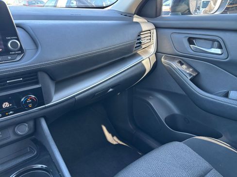 Used 2025 Nissan Rogue SV AWD/4WD image 37
