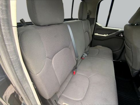 Used 2020 Nissan Frontier SV w/ Midnight Edition Floor Mats AWD/4WD image 20