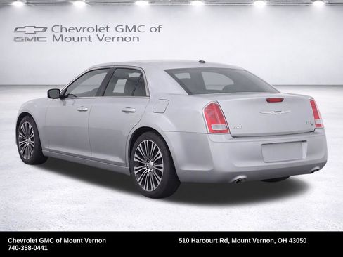 Used 2014 Chrysler 300 S AWD/4WD image 23