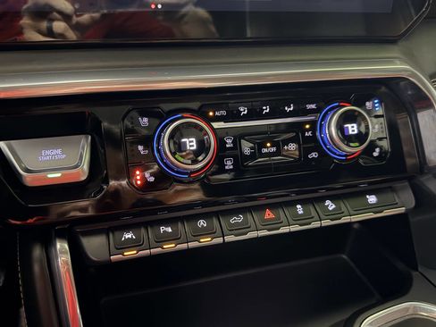 Used 2023 GMC Sierra 1500 Denali Ultimate image 22