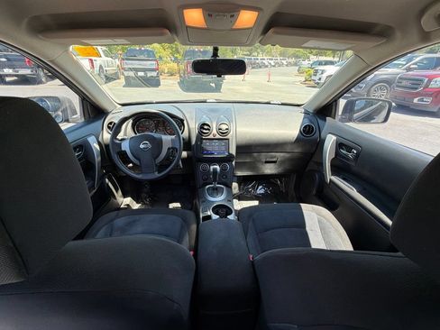 Used 2014 Nissan Rogue S AWD/4WD image 9