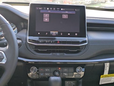 New 2026 Jeep Compass Latitude image 16