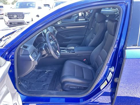 Used 2022 Honda Accord Sport image 2